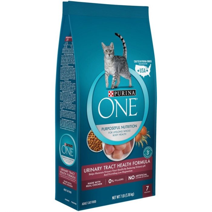 Purina ONE Urinary Tract Health Formula Dry Cat Food - Image 1
